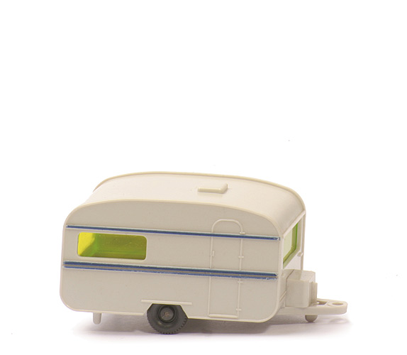 Wohnwagen Knaus - grauweiß, 3 Stützen, Streifen enzianblau - 91/2a