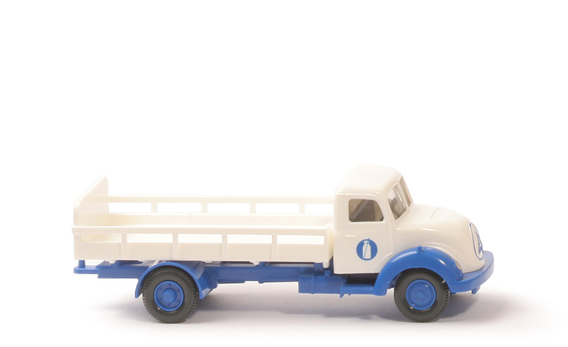 Magirus Sirius (2013) - FH, PR weiß, CH kräftiges maritimblau - nicht erfasst