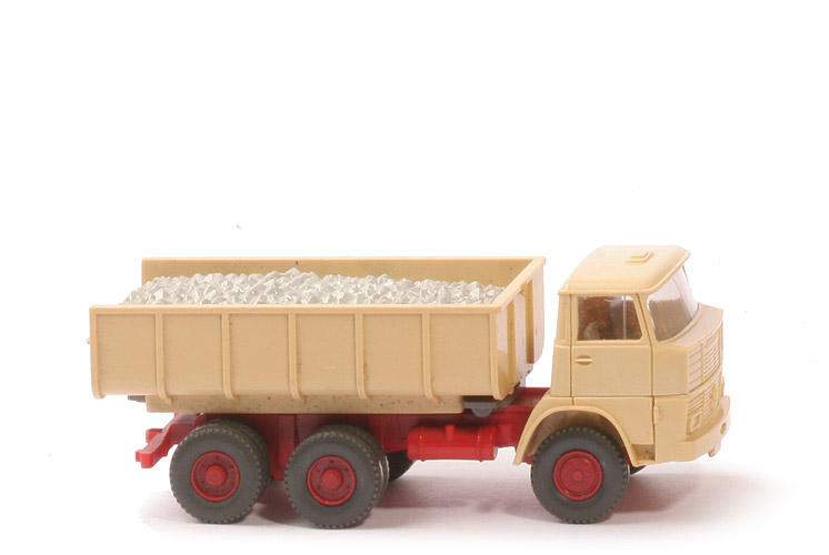 Henschel F 261 Schuttwagen - o. Lkr, hellbeige/rot, PR hellbeige - 645/1c