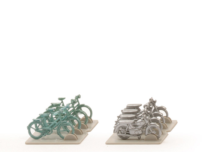 Zweiradständer - 4 Fahrräder grünmetallic, 4 Mopeds silbern - 770/6a