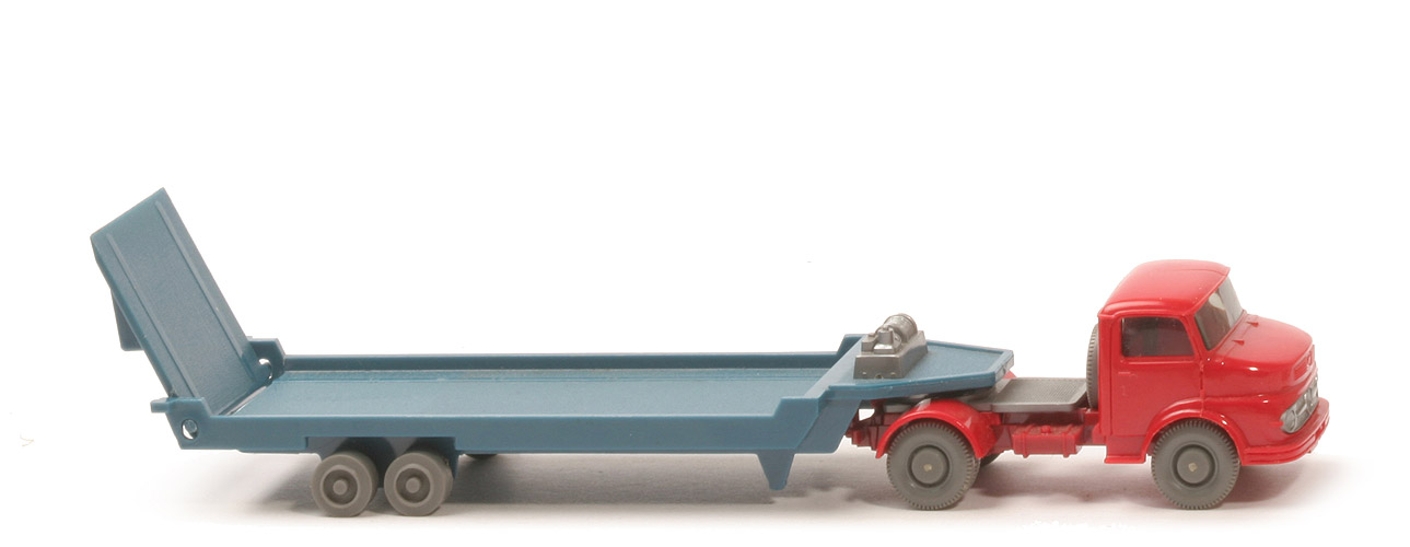 MB 1413 Alter Tieflade-Sattelzug - ZM rot, ohne Knopf vor Seilwinde, mit 49 - 490/11b