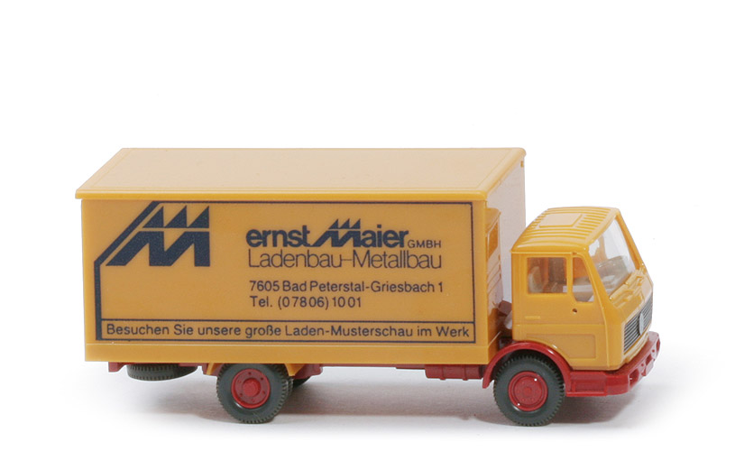 MB 1017 hoher Koffer - Maier Ladenbau, mit Zusatzzeile - Maier, Peterstal (1) B