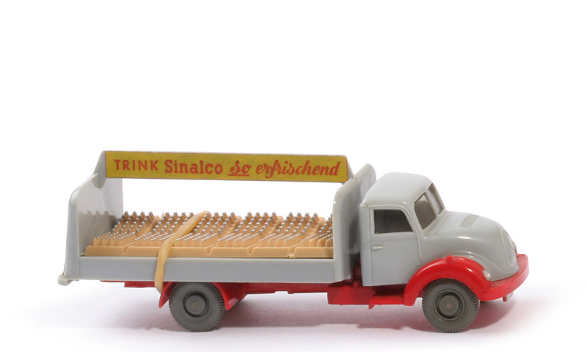Magirus Sirius Getränkewagen  - "TRINK Sinalco",  o. Kupplung, Chassis  rot - 561/5