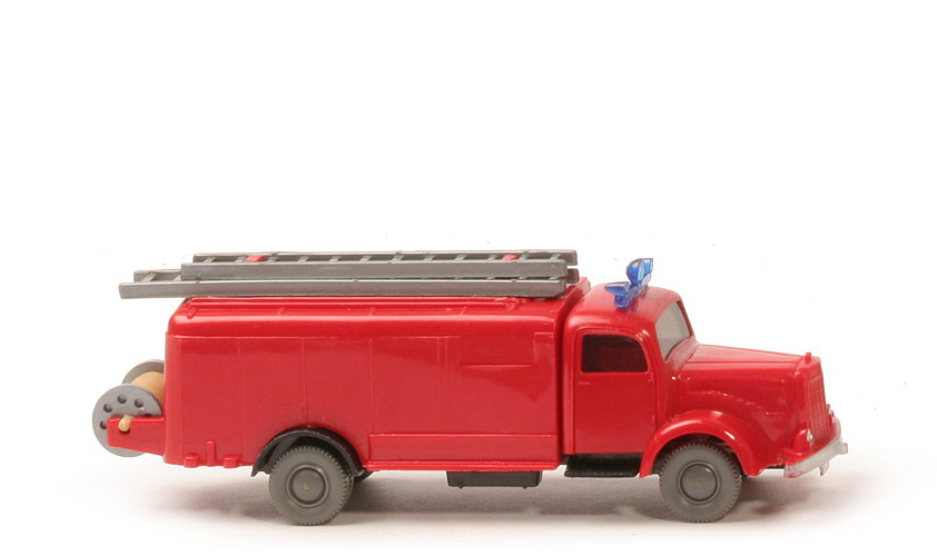 MB L 5000 Alter Spritzenwagen - Blaulichtleiste, o. Bl., CH Made in G. schwarz - 610/28c