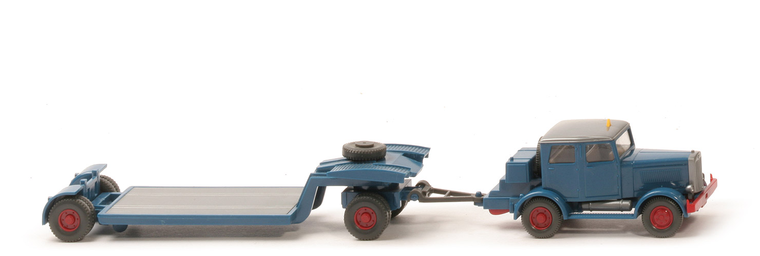 Hanomag ST 100 mit Tieflade-Anhänger - Vorserie: Fahrerhausdach silbern, Kotflügel capriblau - 502/4b ?