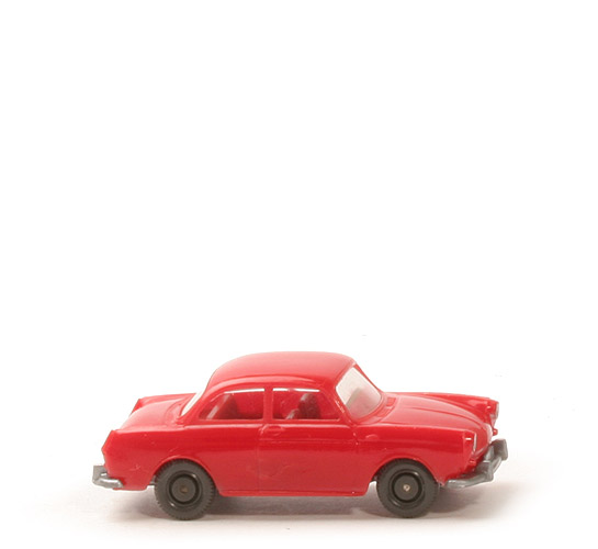 VW 1500 Stufenheck - rot, Haube rund, m. IE, BP 1600 - 40/13 ?
