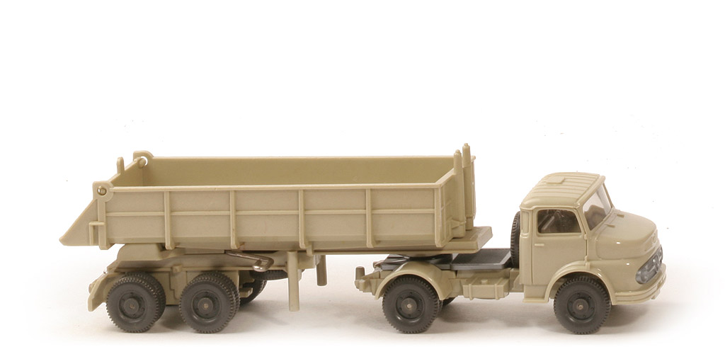 MB LP 1413 Alter Hinterkipper m. Lüfter - hellgelbgrau, Räder 11mm - 677/3b