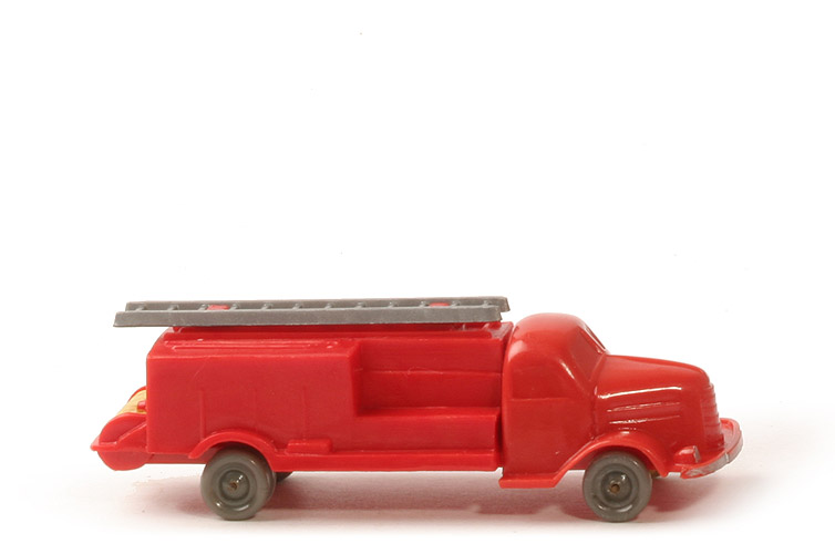 Dodge Spritzenwagen - mit Schlitz, orangerot, Leiter aufgesteckt - 610/4b