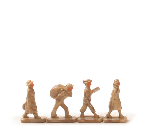Gehende Figuren mit Sackträger - Form B, beige-braun Mischtöne - 870/4