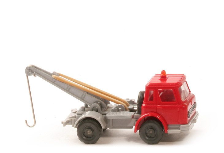 IH Abschleppwagen - FH rot, CH silbergrau - 631/4j