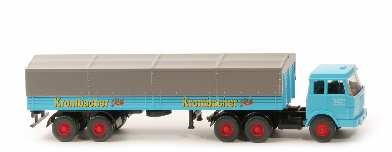 Hanomag Henschel Pritschen-Sattelzug (2003) - Krombacher - nicht erfasst