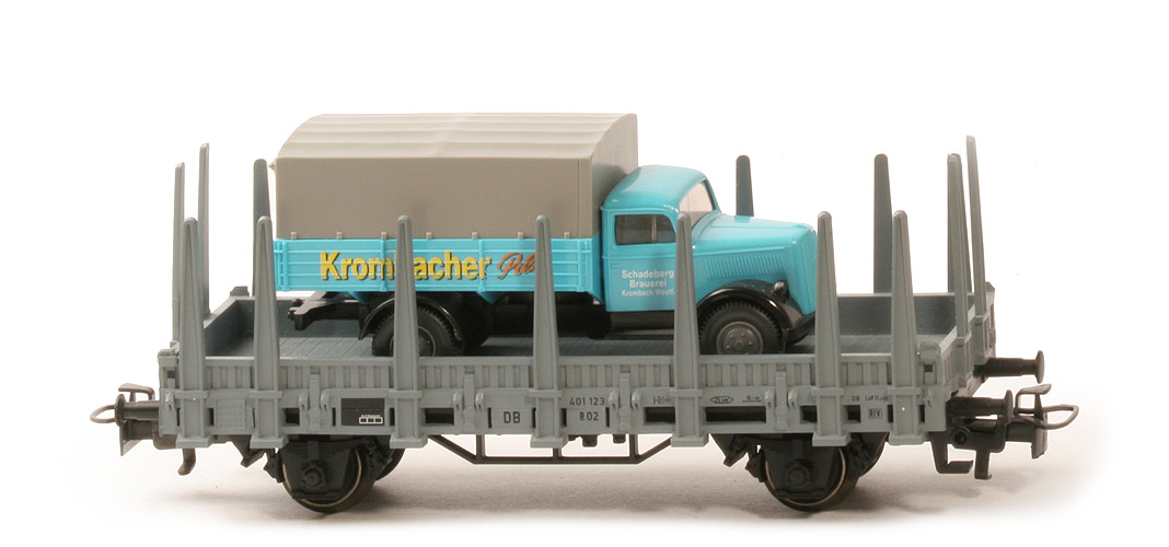 Opel Blitz 1939 auf Märklin Rungenwagen (2004) - Krombacher - nicht erfasst