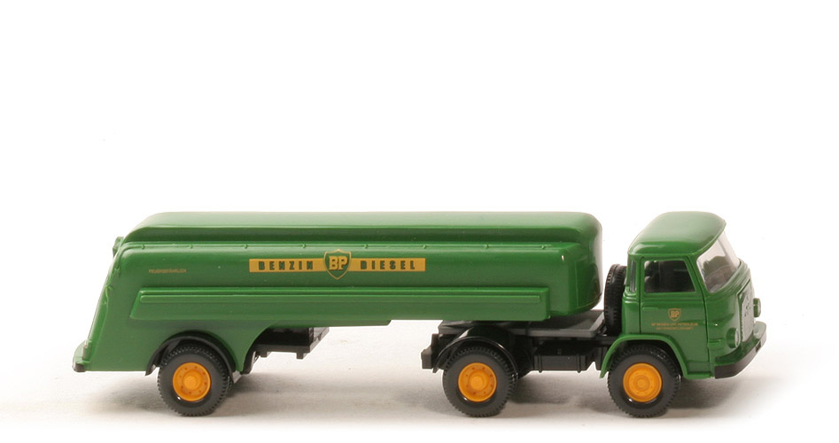 MAN 415 Tanksattelzug (2015) - PMS: "Serie 800", BP - nicht erfasst