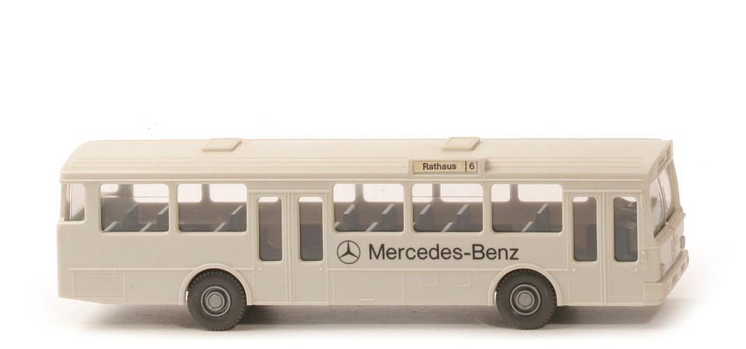 Stadtbus MB O 305, Mercedes-Benz - Rathaus | 6, lichtgrau, mit Stift - 701/2c