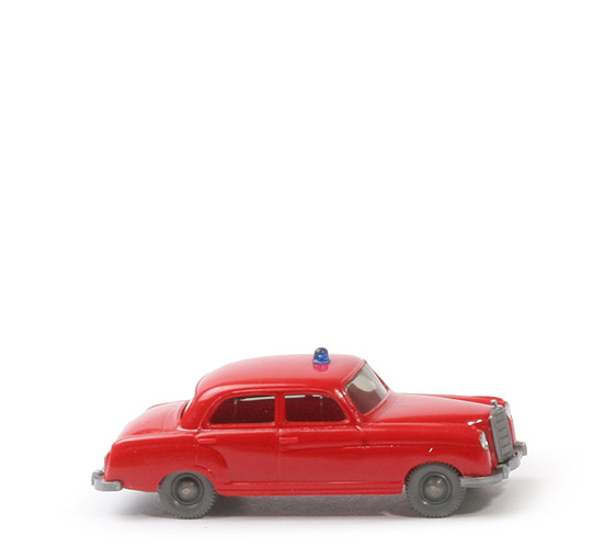 MB 220 Brandmeister - rot, Ölwanne glatt - 600/7