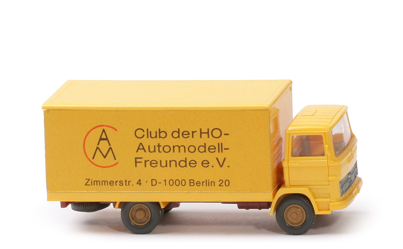 MB LP 1317 hoher Koffer - (Deutsche Möbelspedition) - überklebt mit "CAM" - 435/6 ?