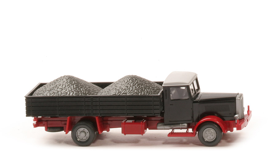 Hanomag HD5N Pritschen-Lkw  - FH, PR schwarz, CH rot, mit Kohlenladung - 846/1b