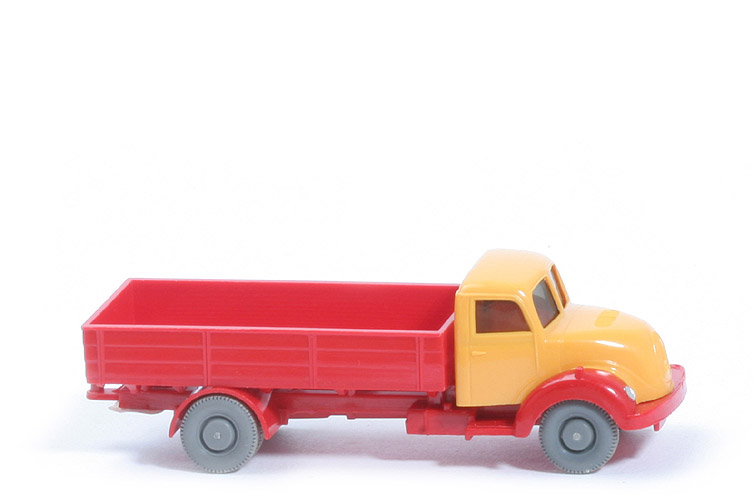 Magirus Sirius - FH chromgelb , PR, CH rot - 426/2n