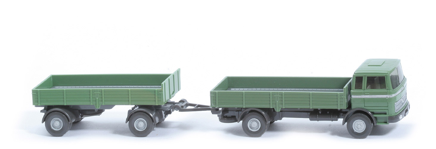 MB LP 1620 Doppelkabine - dunkelmaigrün / anthrazit - 435/ A