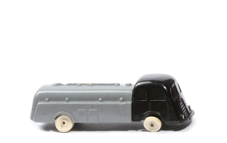 Fiat Tankwagen - FH, CH schwarz, Tank staubgrau - 800/10 ?