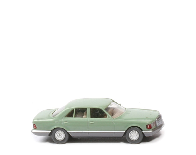 Mercedes 500 SE - helles resedagrün - 157/Vors. ?