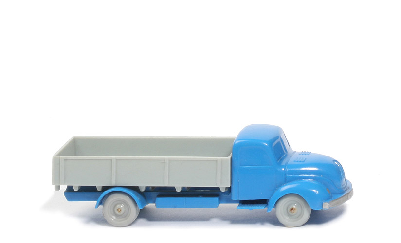 Magirus S 3500 uv Pritschen-LKW - FH, CH, himmelblau, PR silbergrau - 420/6h ?