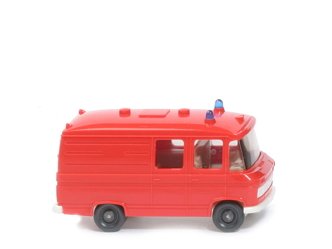 MB L 406 Rettungswagen - orangerot, CH weiß, ohne Fanfaren - 608/1 Vorserie