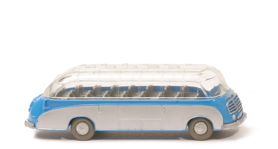 Setra-Bus - himmelblau, Armaturenbrett trapezförmig - 730/2