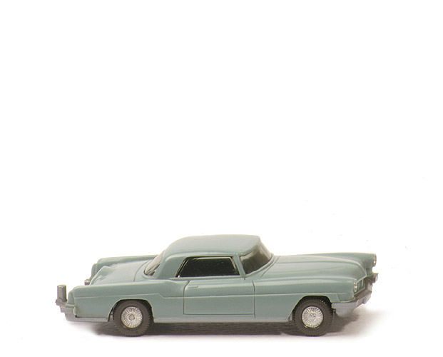 Ford Continental - grünblau, BP "WM 21 GERMANY", m. Zughaken - 210/4l