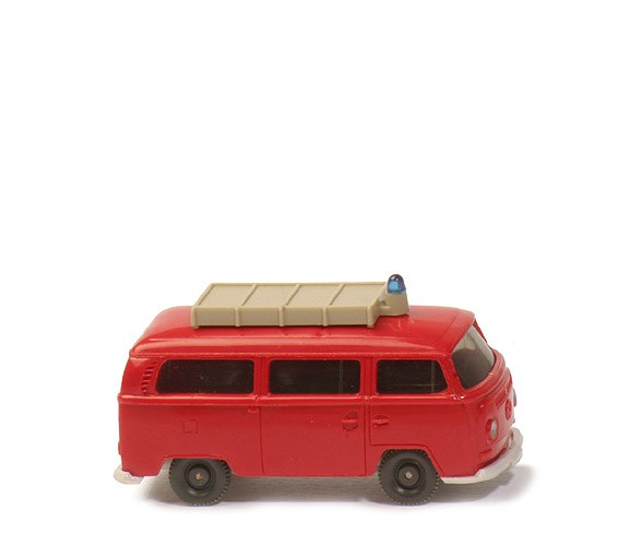 VW T2 Bus wie Polizei - mit Dachaufbau, rot - 1030/5 ?
