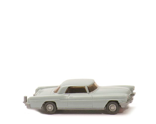 Ford Continental - hellblaugrau, BP "WM 21 GERMANY", m. Zughaken - 210/4h