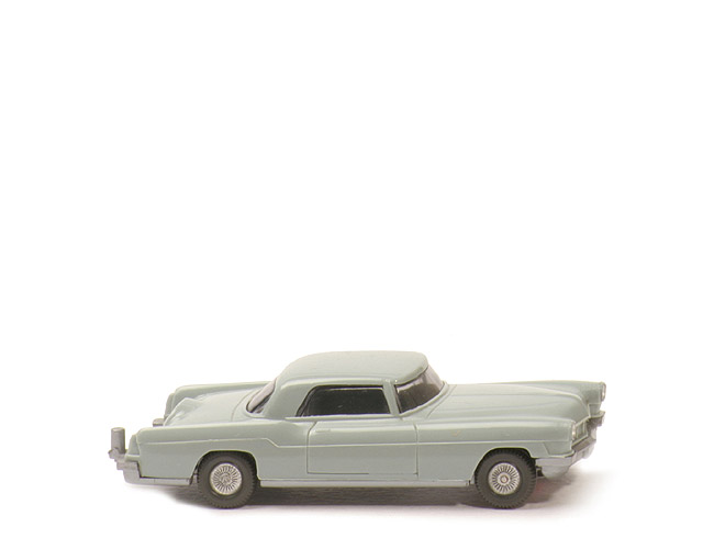 Ford Continental - hellblaugrau, BP "WM 21 GERMANY", m. Zughaken - 210/4h