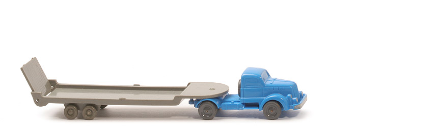 White Rollachser Alter Tieflade-Sattelzug - ZM himmelblau, Auflieger betongrau - 490/2 ?