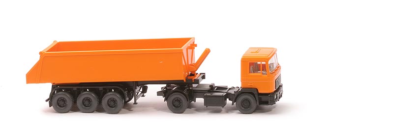 MAN F 90, Neuer Hinterkipper - orangegelb, CH geschlossen - 676/1