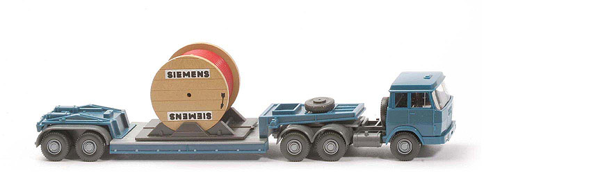 Hanomag-Henschel Tieflade-Sattelzug - Siemens, Aufbau azurblau, Kabel rot - Siemens (2)