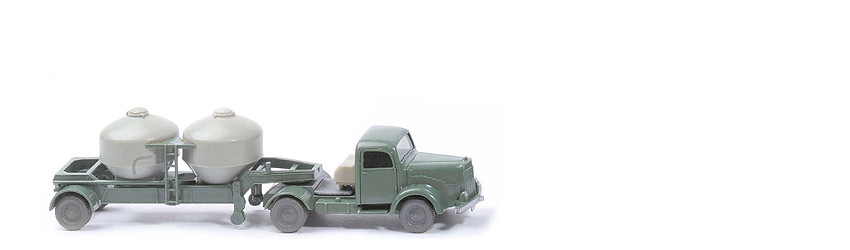 MB L 5000 S Zementsattelzug - dunkelresedagrün, AH geschlossen, WM im Kreis - 530/3?