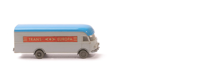 MB LP 312 Großraum-Möbelwagen - Trans Europa, silbergrau/himmelblau - 500/5a