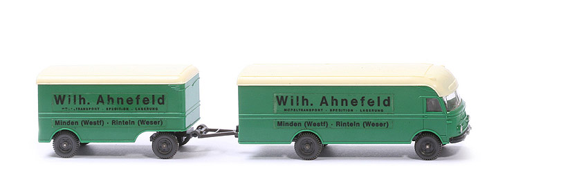 MB LP 312 Großraum-Möbelwagen - Ahnefeld, helles laubgrün/creme - Ahnefeld (3)