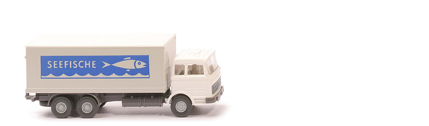 MB LP 2223 Koffer-LKW - Seefische, weiß, Koffer grauweiß - 450/13e