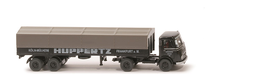 MB LPS 332 Pullman - Pritschensattelzug (2012 ff.) - Huppertz - nicht erfasst