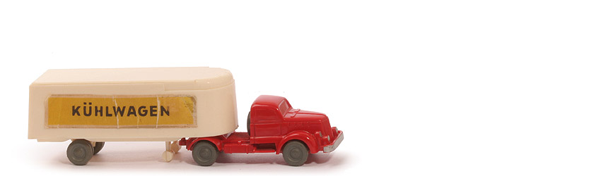 White Alter Kühlsattelzug - Kühlwagen, rot/cremeweiß - 520/8 ?