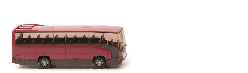 Reisebus MB O 404 RH (kurz) - violett (Messemodell) - 713/A Messemodell