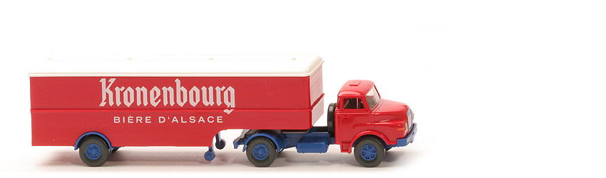 Saviem Kurzhauber Koffer-Sattelzug (2018) - Kronenbourg - nicht erfasst