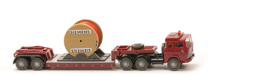 Magirus 235 D Tieflade-Sattelzug, m. Kabeltrommel - Siemens, FH, Auflieger rotbraun, Kotflügel schwarz (Kabel Flachdruck ?!) - Siemens (2a) b