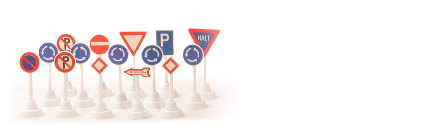 Verkehrzeichen zum Straßenplan II - 15 Stück, hoher Sockel - 1020/4a