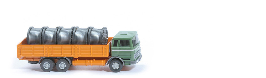 MB LP 2223 mit Kabelrollen - Vorserie dunkelmaigrün / gelborange - 433/Vors.