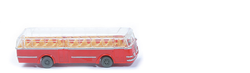 Büssing Trambus - neue Form, o. Fahrer, blassrot, CH silber - 720/4a