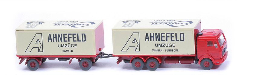 MB 2235 Koffer-Fernlastzug - Ahnefeld Kabine rot - Ahnefeld ?