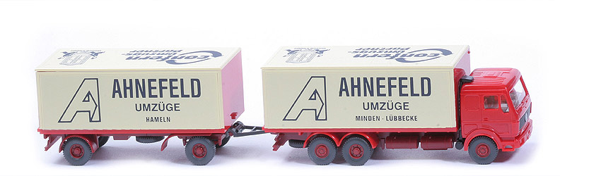 MB 2235 Koffer-Fernlastzug - Ahnefeld Kabine rot - Ahnefeld ?