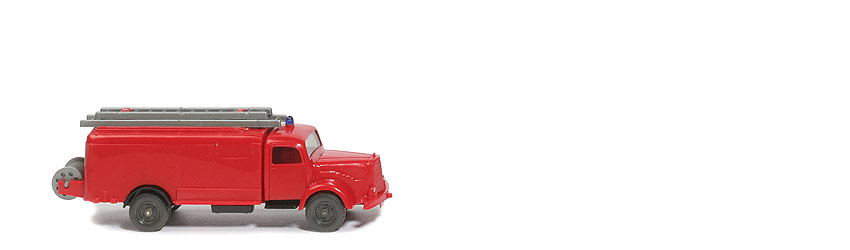 MB L 5000 Alter Spritzenwagen - Einzelblaulicht, CH schwarz - 610/30b